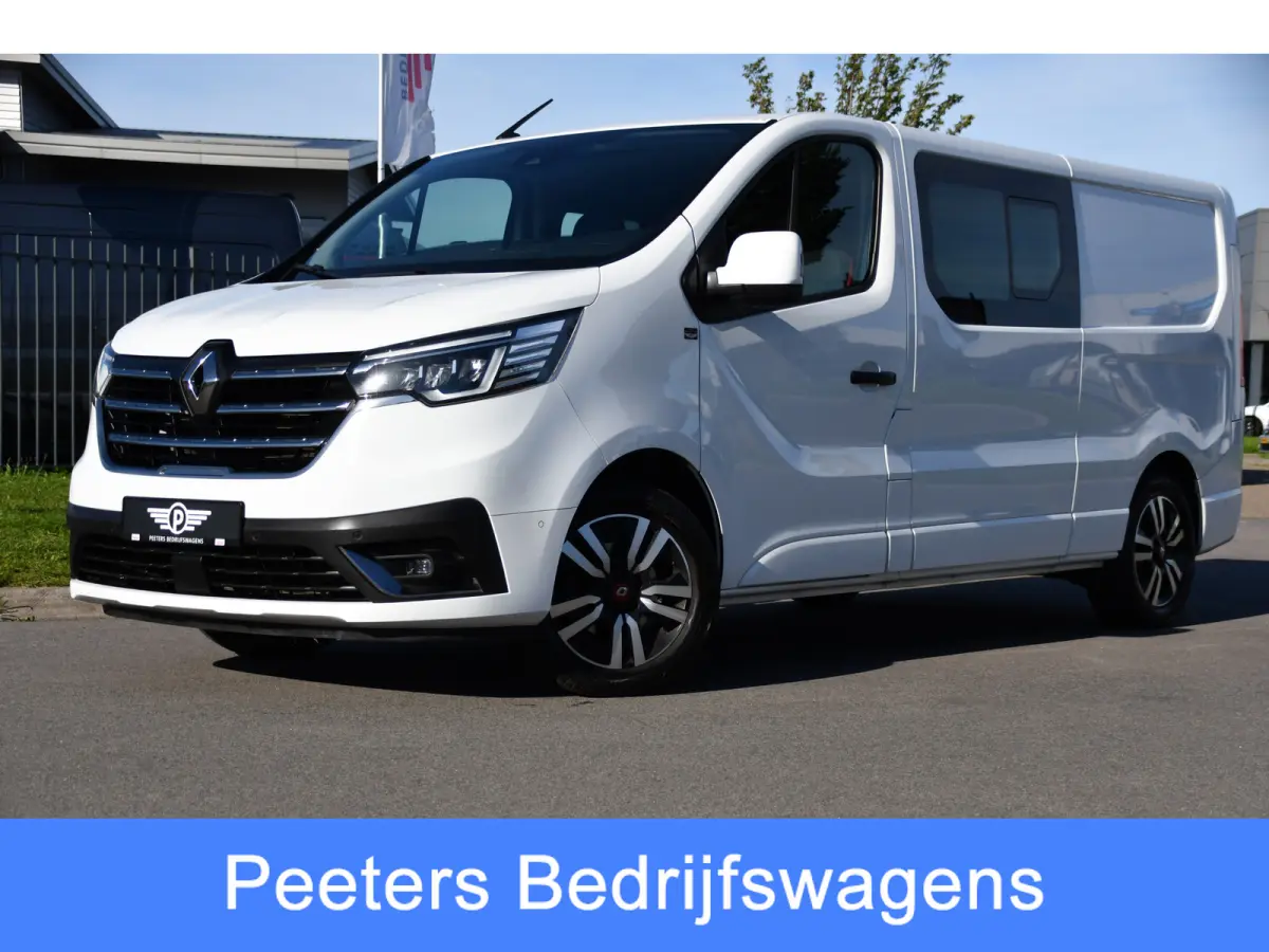 2.0 dCi 150 T29 L2H1 DC Luxe Camera, Cruise, Carplay, LED, Clima, Mulitmedia, Automaat, Trekhaak, Sensoren, Uniek!
