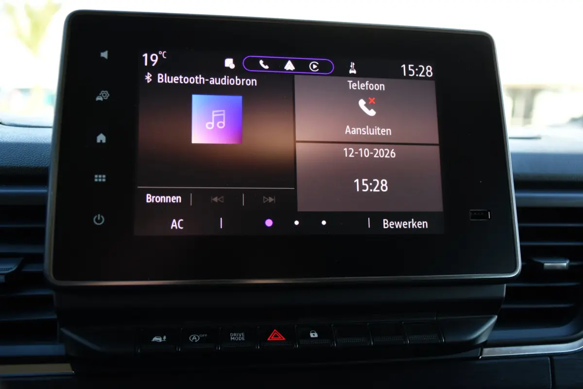 2.0 dCi 150 T29 L2H1 DC Luxe Camera, Cruise, Carplay, LED, Clima, Mulitmedia, Automaat, Trekhaak, Sensoren, Uniek!