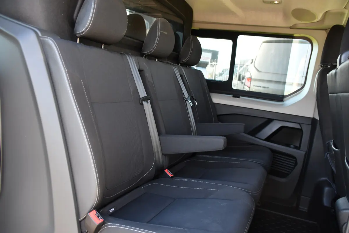 2.0 dCi 150 T29 L2H1 DC Luxe Camera, Cruise, Carplay, LED, Clima, Mulitmedia, Automaat, Trekhaak, Sensoren, Uniek!