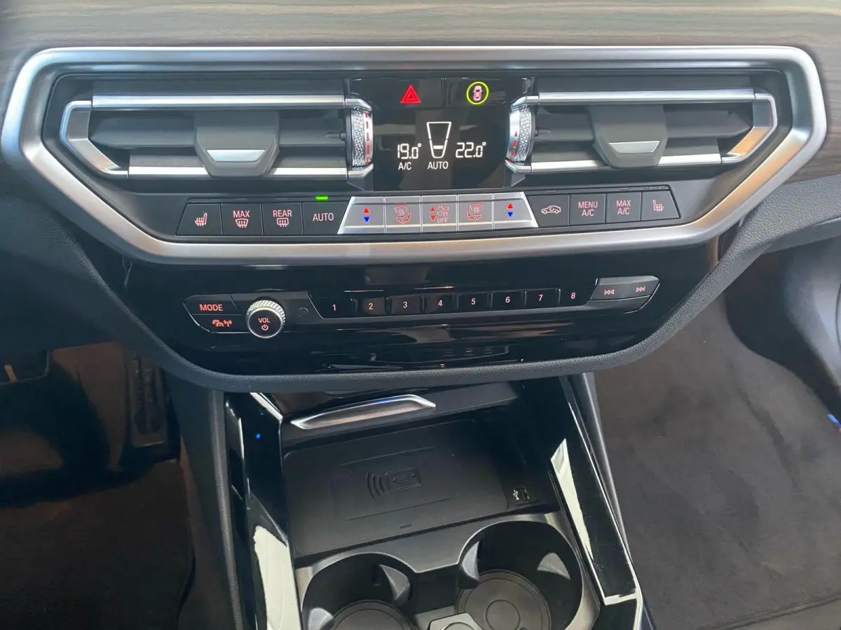 M-SPORT 80 kWh (210kW/286pk) ** LED, LEDER, PANO, TREKH, VERW. STUUR, 20-inch LMV ** 1e EIG - UNFALLFREI ** ** INFORMEER OOK NAAR ONZE AANTREKKELIJKE FINANCIAL-LEASE TARIEVEN **
