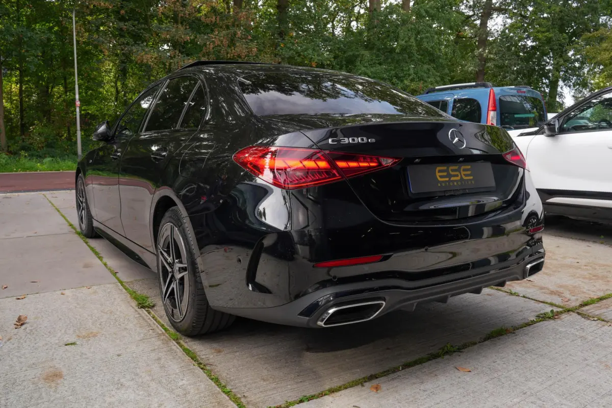 300 e Business Solution Luxury |Pano|360 Camera|Memory|