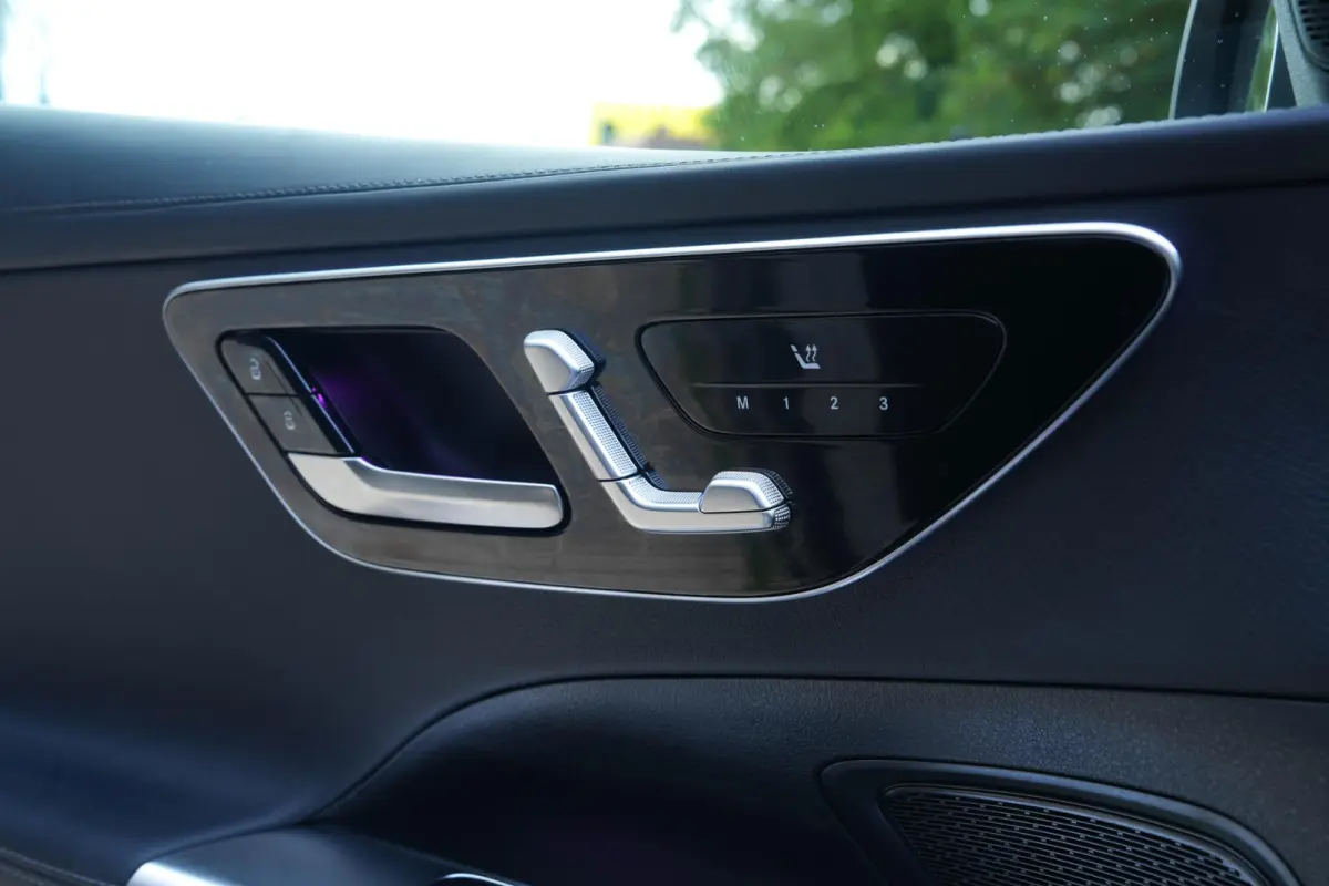 300 e Business Solution Luxury |Pano|360 Camera|Memory|