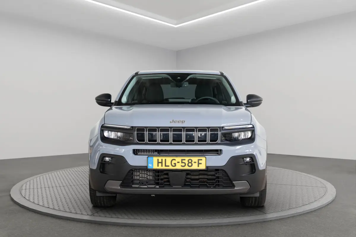 1.2 e-Hybrid Longitude | Adaptive Cruise Controle | Navigatie | Parkeersensoren | LED | Apple Carplay & Android Auto | Airco |
