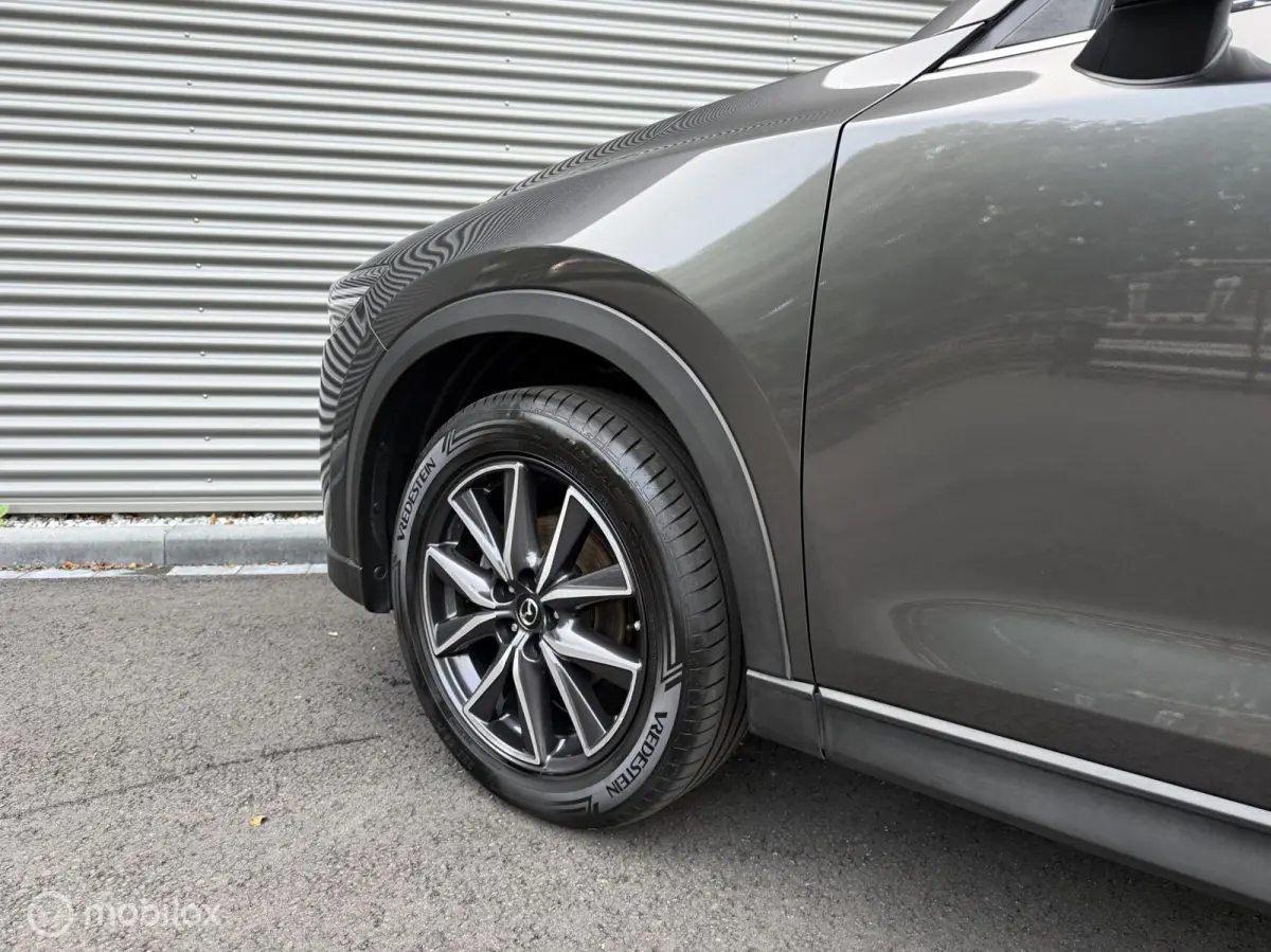 2.0 SkyActiv-G 165 TS+ | Trekhaak | HUD | Camera | Navi | Clima | Cruise | Stoelverwarming | Stuurverwarming |