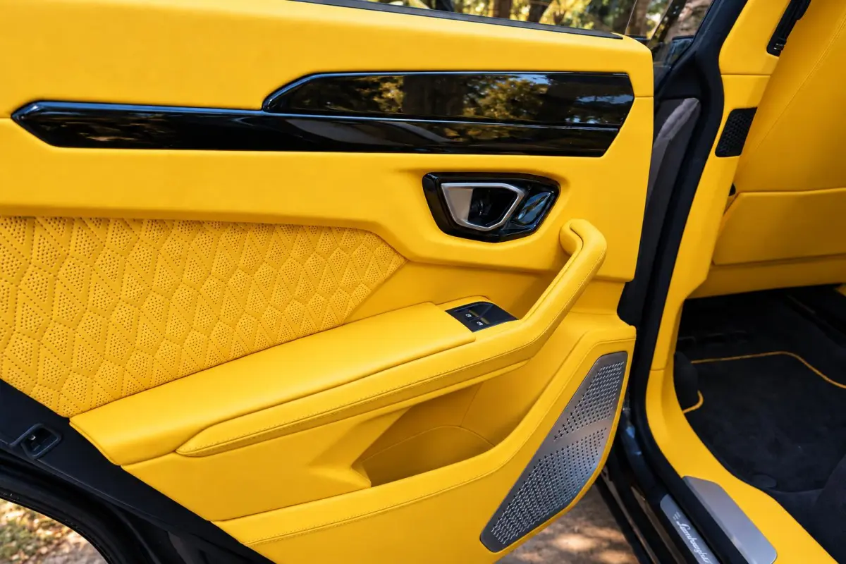 4.0 V8 |MANSORY Venatus EVO S P900 1 of 1|Pano|HUD|24''|B&O|