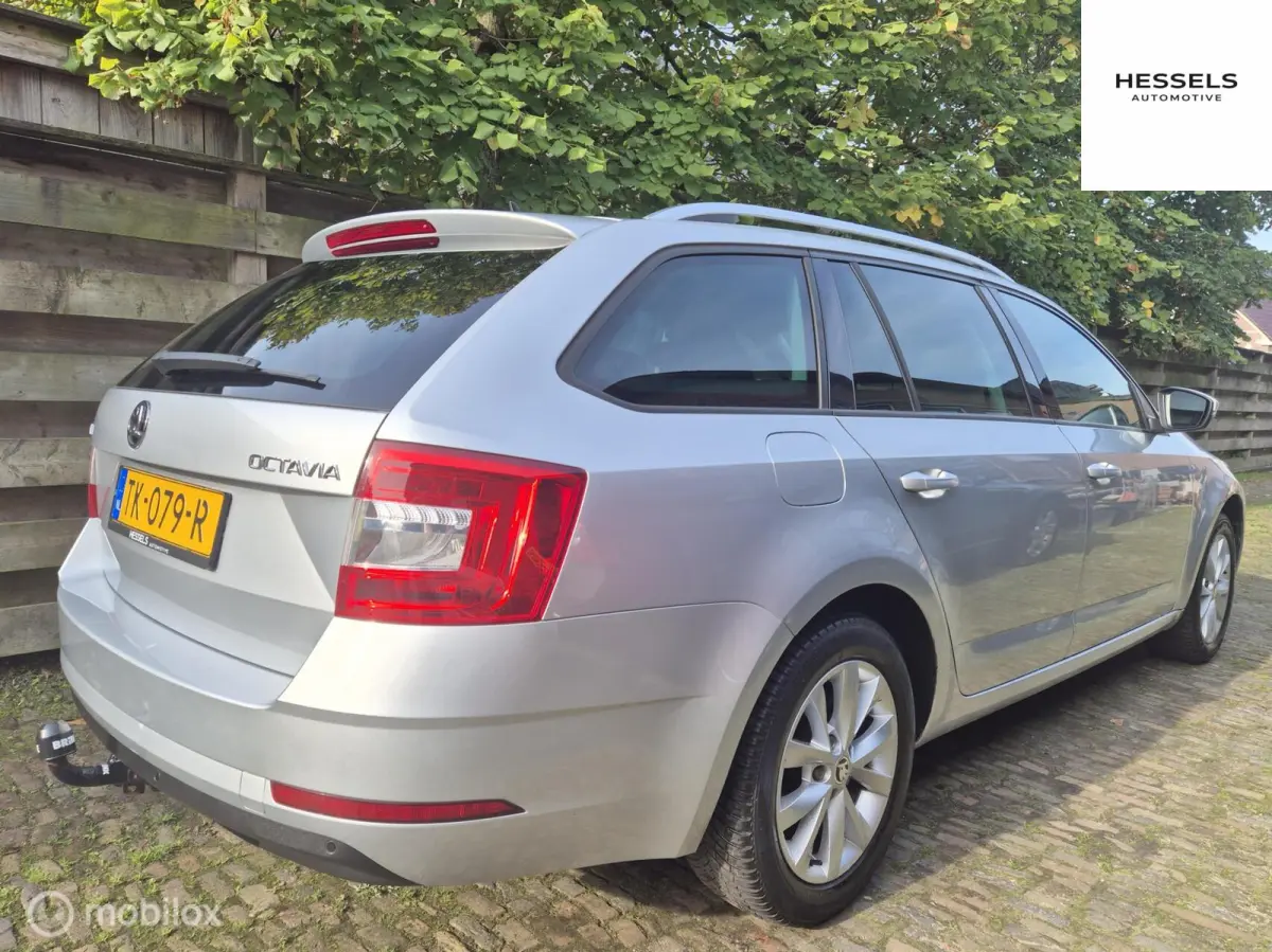 1.0 TSI Ambition Business Navi, Trekhaak