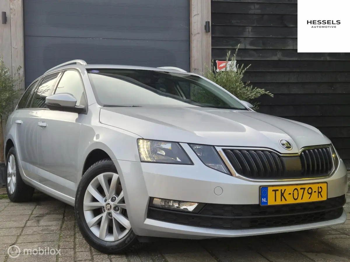 1.0 TSI Ambition Business Navi, Trekhaak