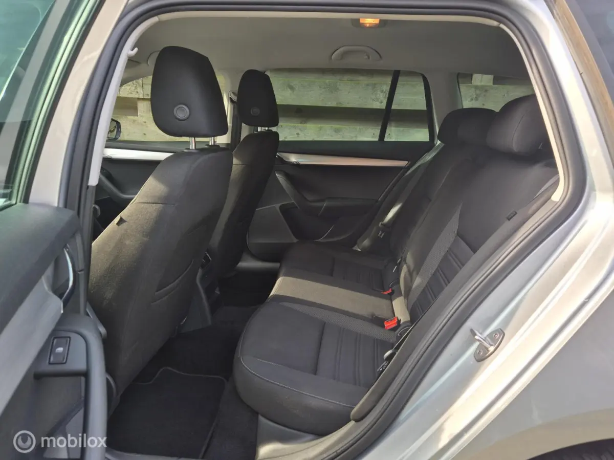 1.0 TSI Ambition Business Navi, Trekhaak