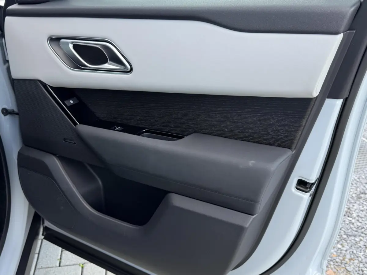 2.0 P400e AWD Dynamic HSE PHEV