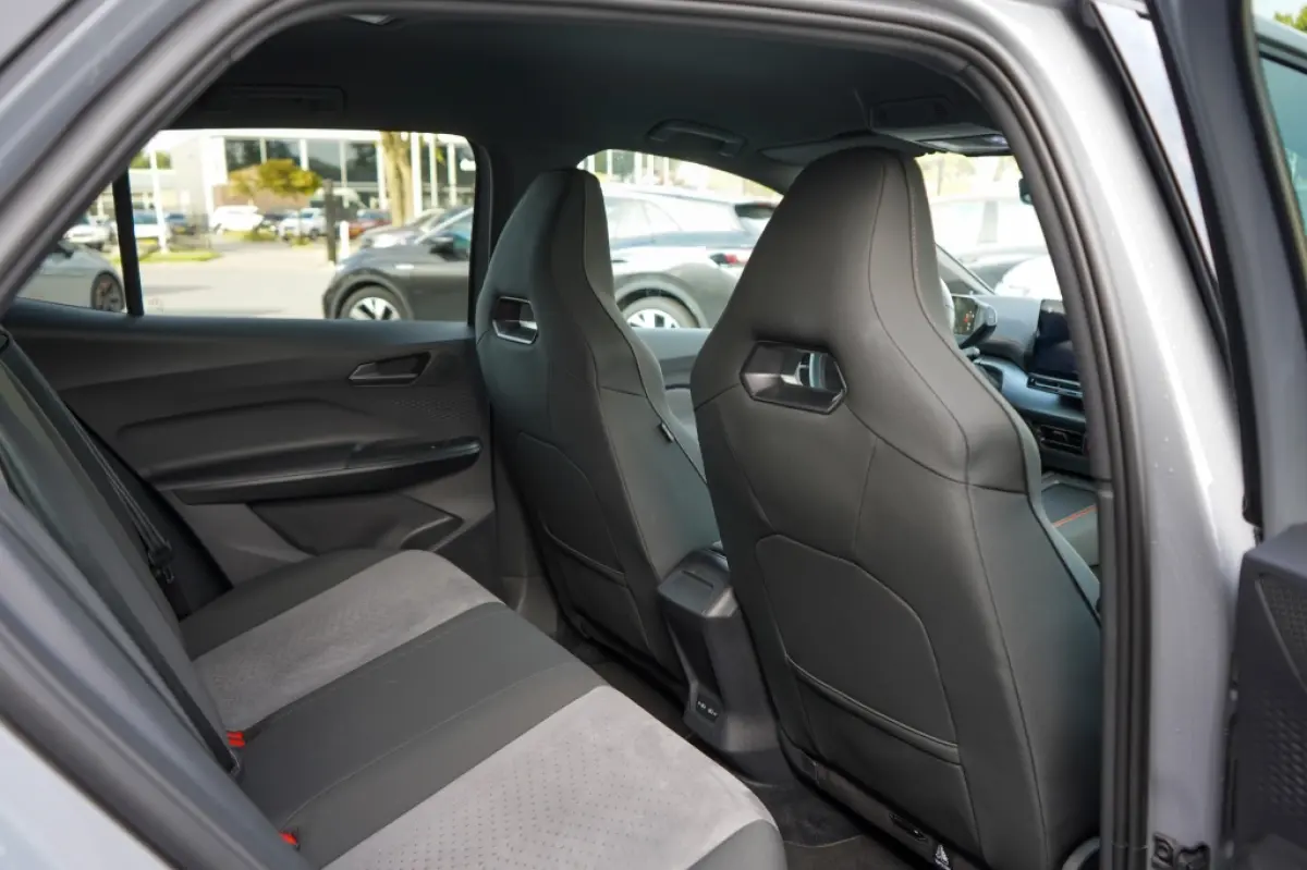 Perf. One 62 kWh | 90.48% SOH | Beats | Massage | Camera | Travel assist