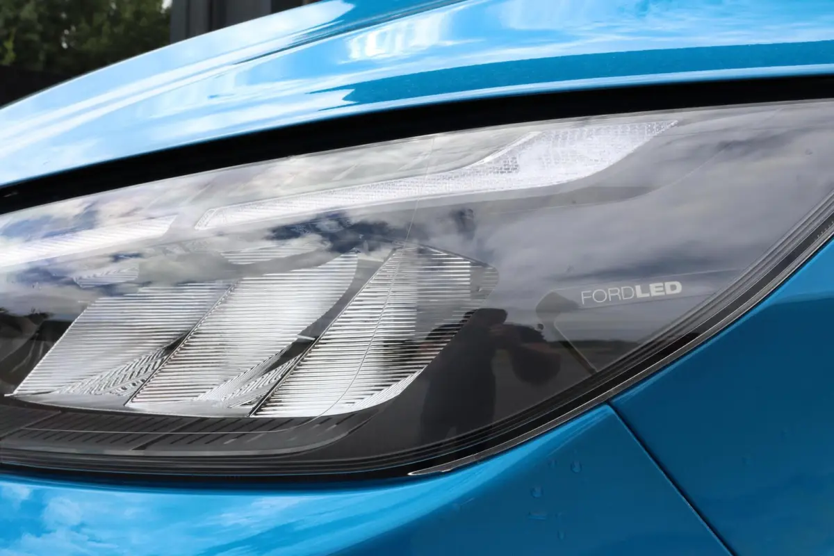 L1H1 SPORT 65 kWh l ELEK. SCHUIFDEUR l B&O SOUND l PRO POWER l FULL OPTION!