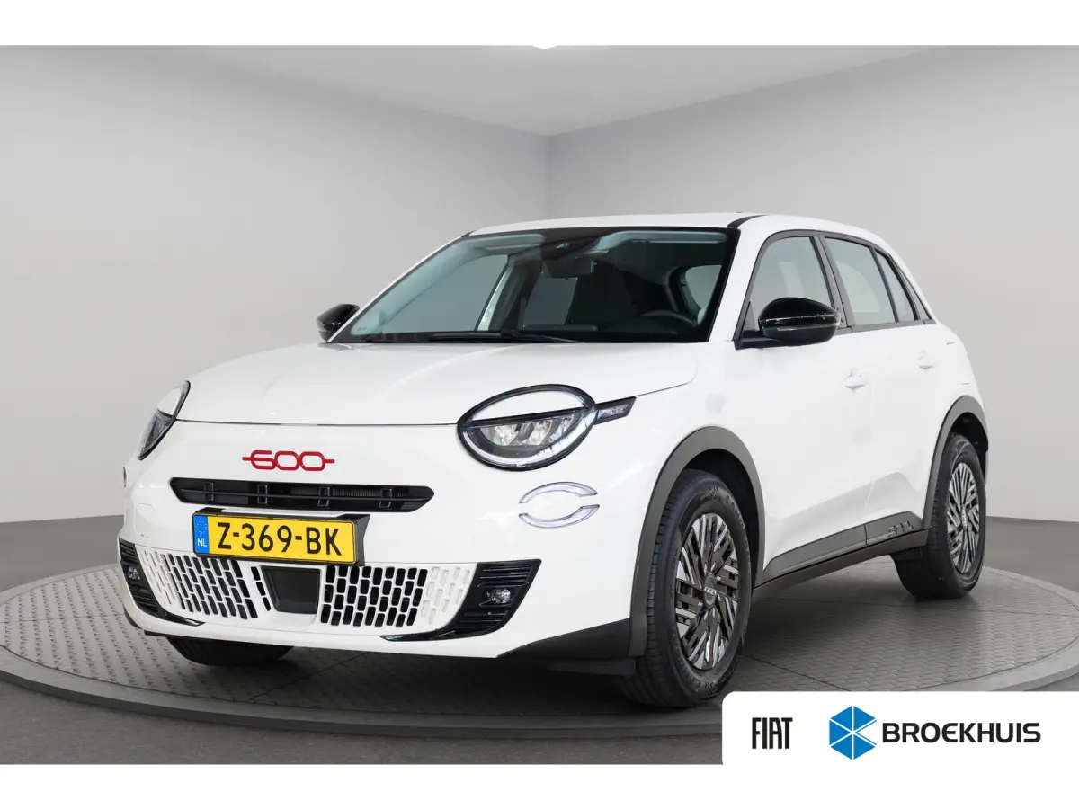 RED 54 kWh | 3 Fase | SOH 95% | Apple Carplay & Android Auto | Climate Controle | Parkeersensoren | Cruise Controle |