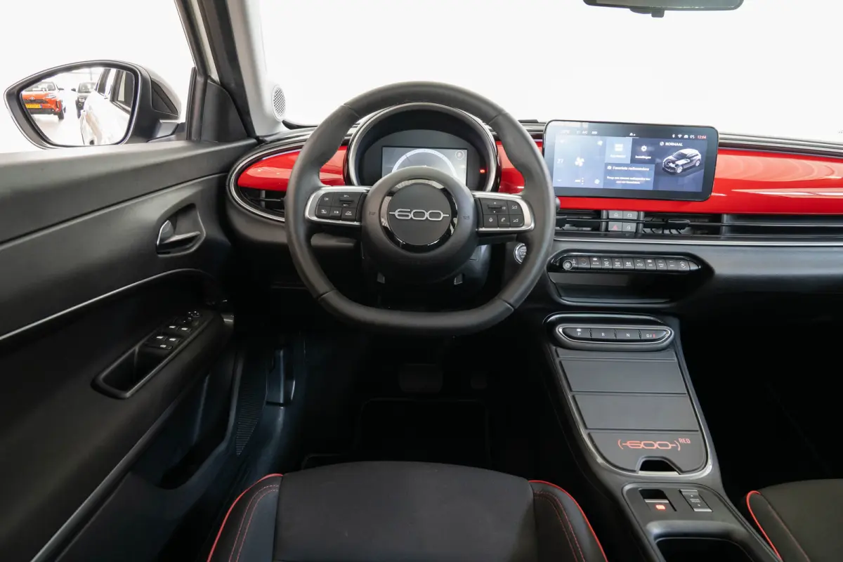 RED 54 kWh | 3 Fase | SOH 95% | Apple Carplay & Android Auto | Climate Controle | Parkeersensoren | Cruise Controle |