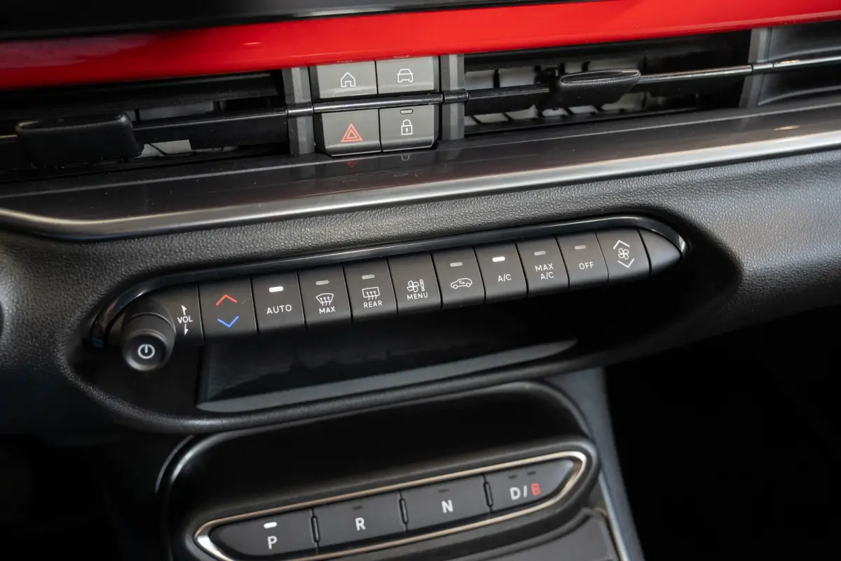 RED 54 kWh | 3 Fase | SOH 95% | Apple Carplay & Android Auto | Climate Controle | Parkeersensoren | Cruise Controle |