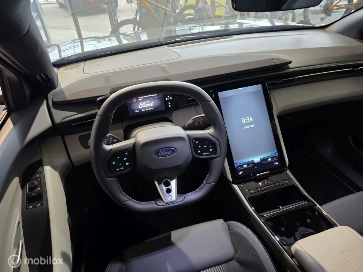 Extended Range RWD 77 kWh