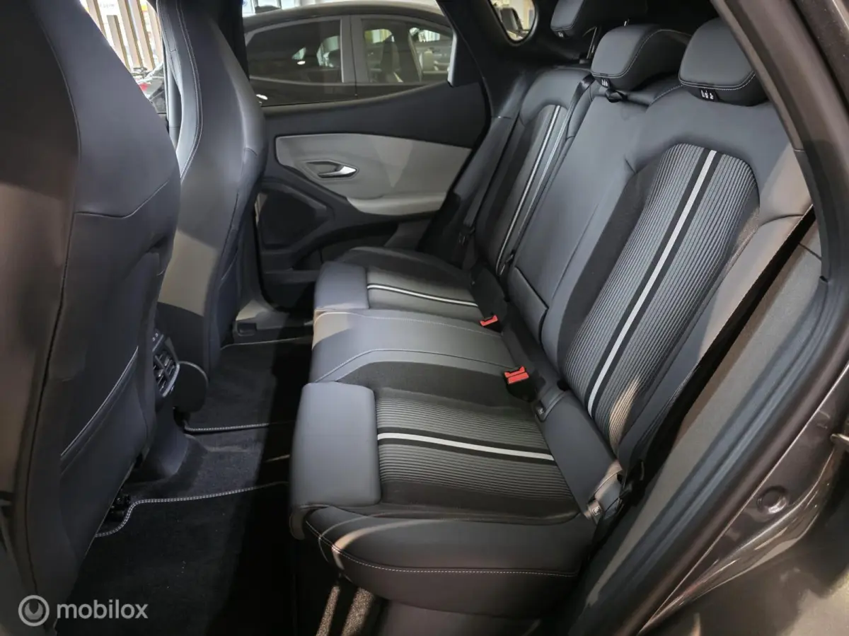 Extended Range RWD 77 kWh