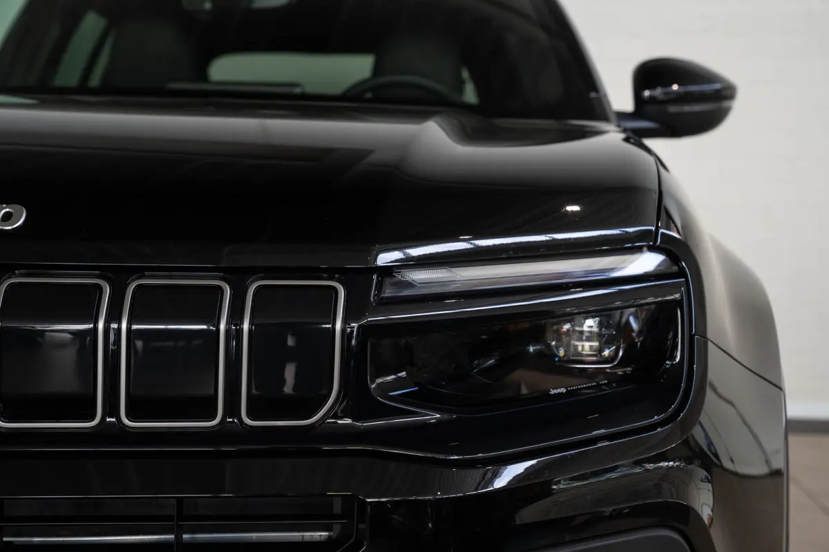 1.2 e-Hybrid Summit | Tot 8 Jaar Garantie | Navigatie | Stoelverwarming | Voorruit Verwarming | Camera | Apple Carplay & Android Auto |