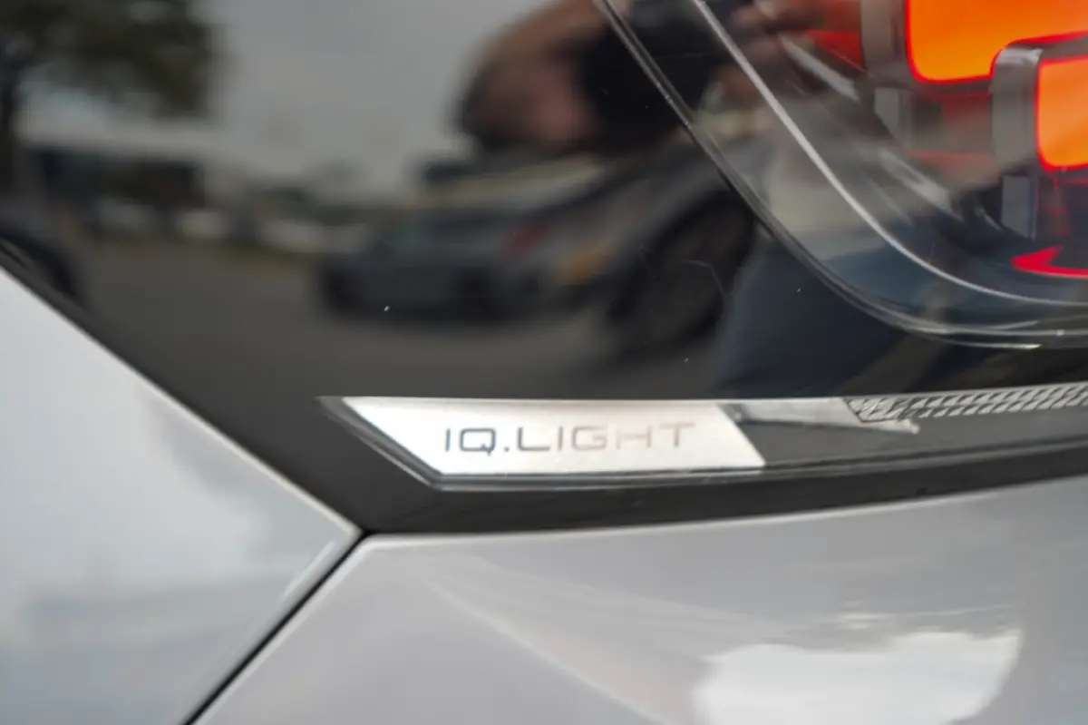 Business 77 kWh | 95,06% SOH | Leder | IQ | Camera | Adap. Cruise |