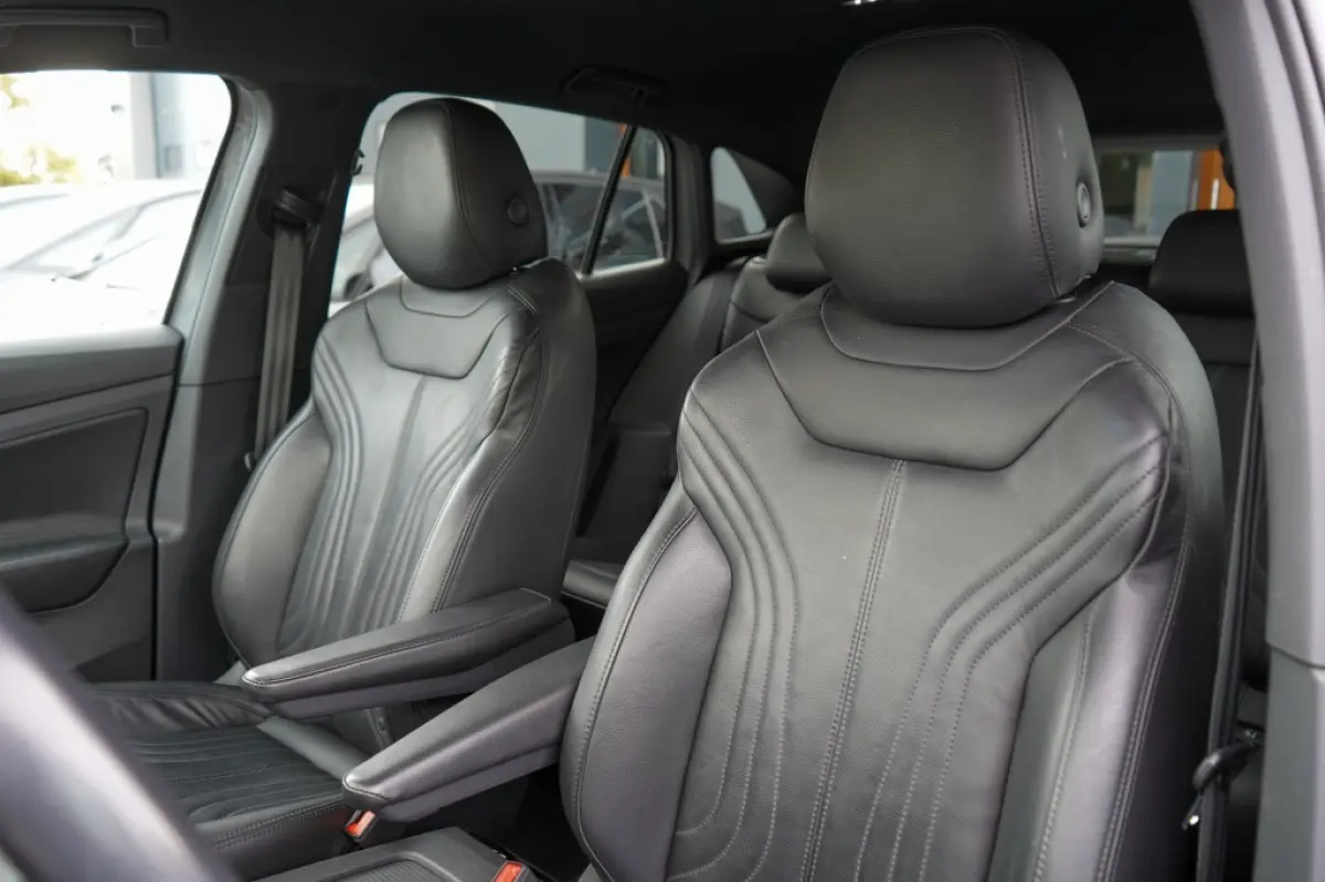 Business 77 kWh | 95,06% SOH | Leder | IQ | Camera | Adap. Cruise |