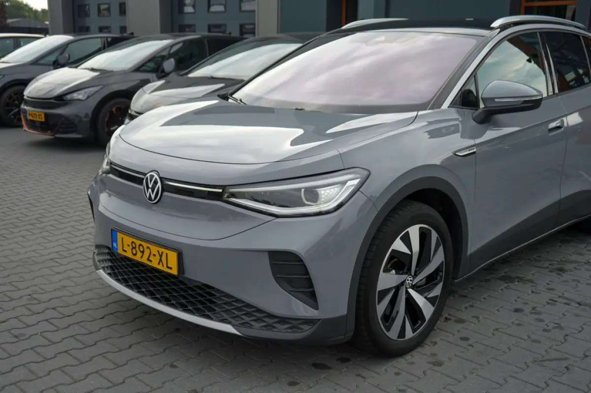 Business 77 kWh | 95,06% SOH | Leder | IQ | Camera | Adap. Cruise |