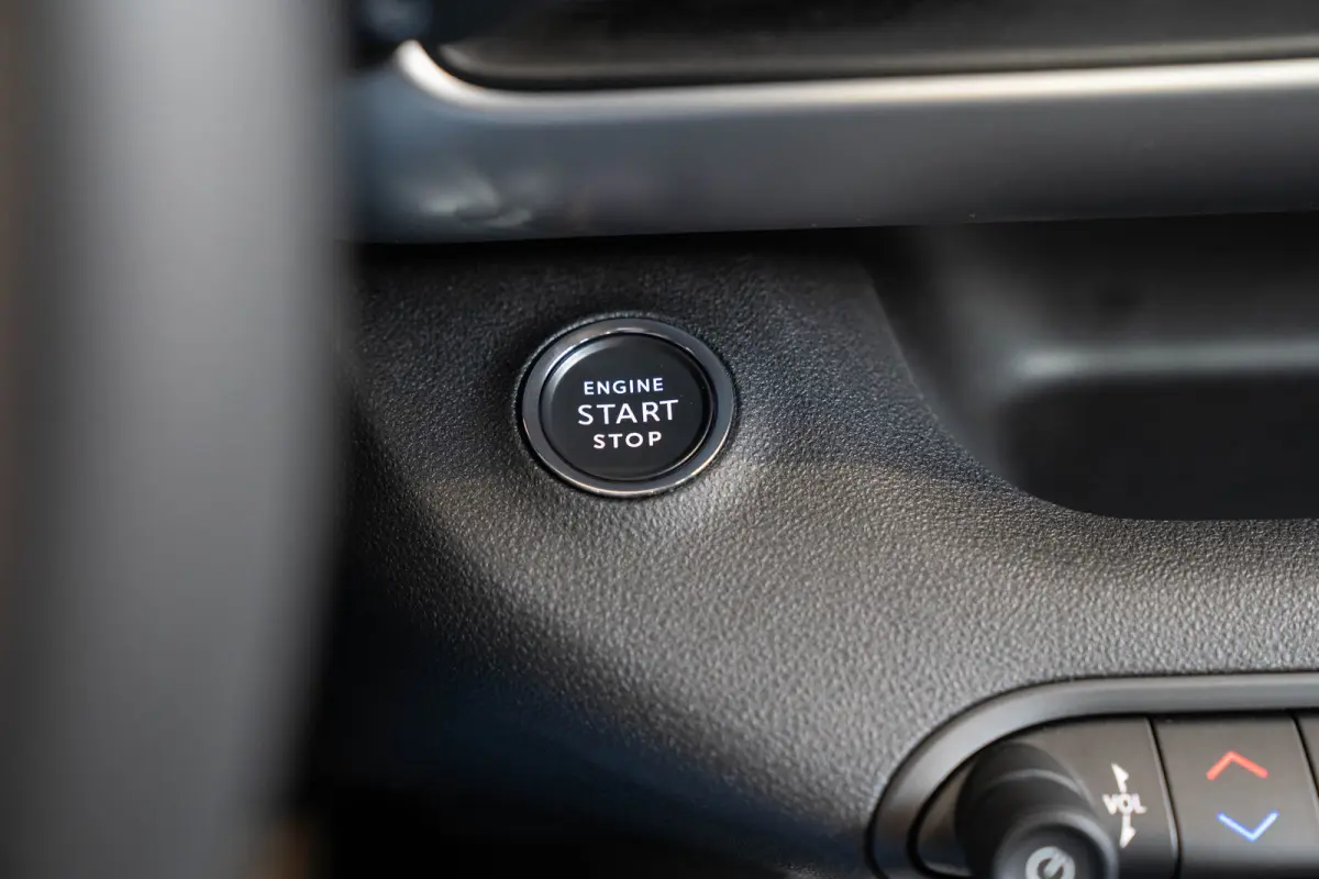 1.2 e-Hybrid Summit | Camera | Elektrische Achterklep | Navigatie | Apple Carplay & Android Auto | Climate Controle |