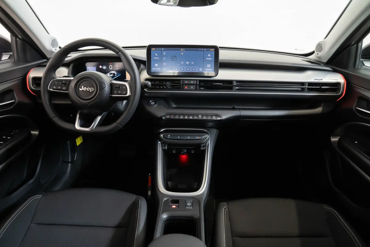 1.2 e-Hybrid Summit | Camera | Elektrische Achterklep | Navigatie | Apple Carplay & Android Auto | Climate Controle |