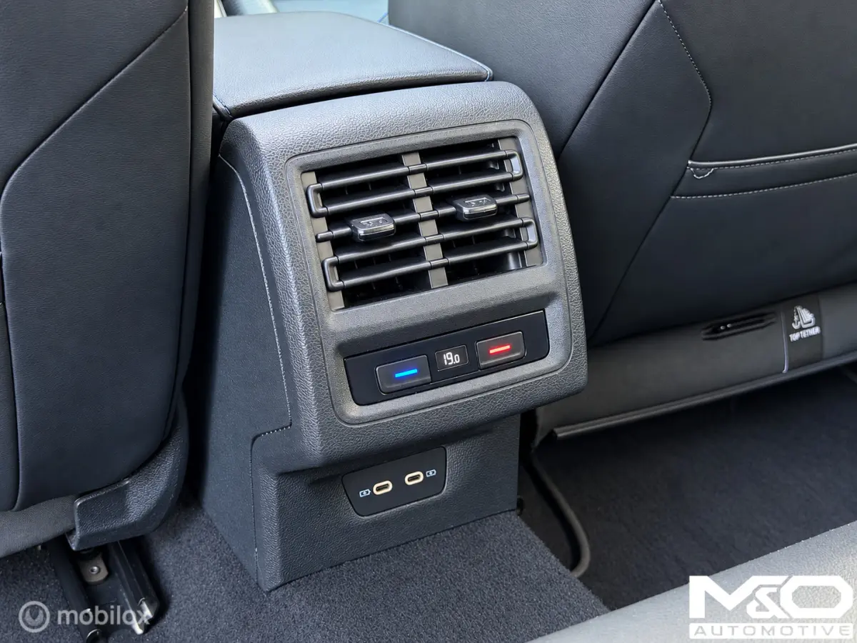 2.0 TDI R-Line | PANO | STOELVW | HUD | LEER