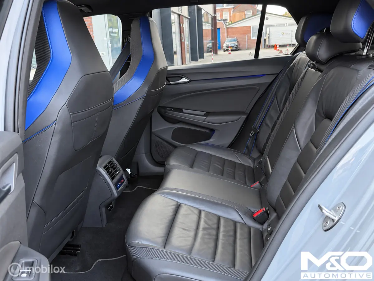 2.0 TDI R-Line | PANO | STOELVW | HUD | LEER