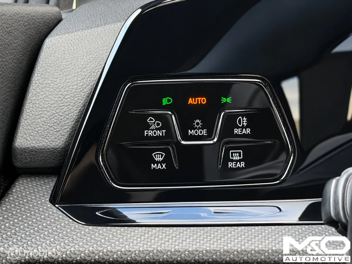 2.0 TDI R-Line | PANO | STOELVW | HUD | LEER