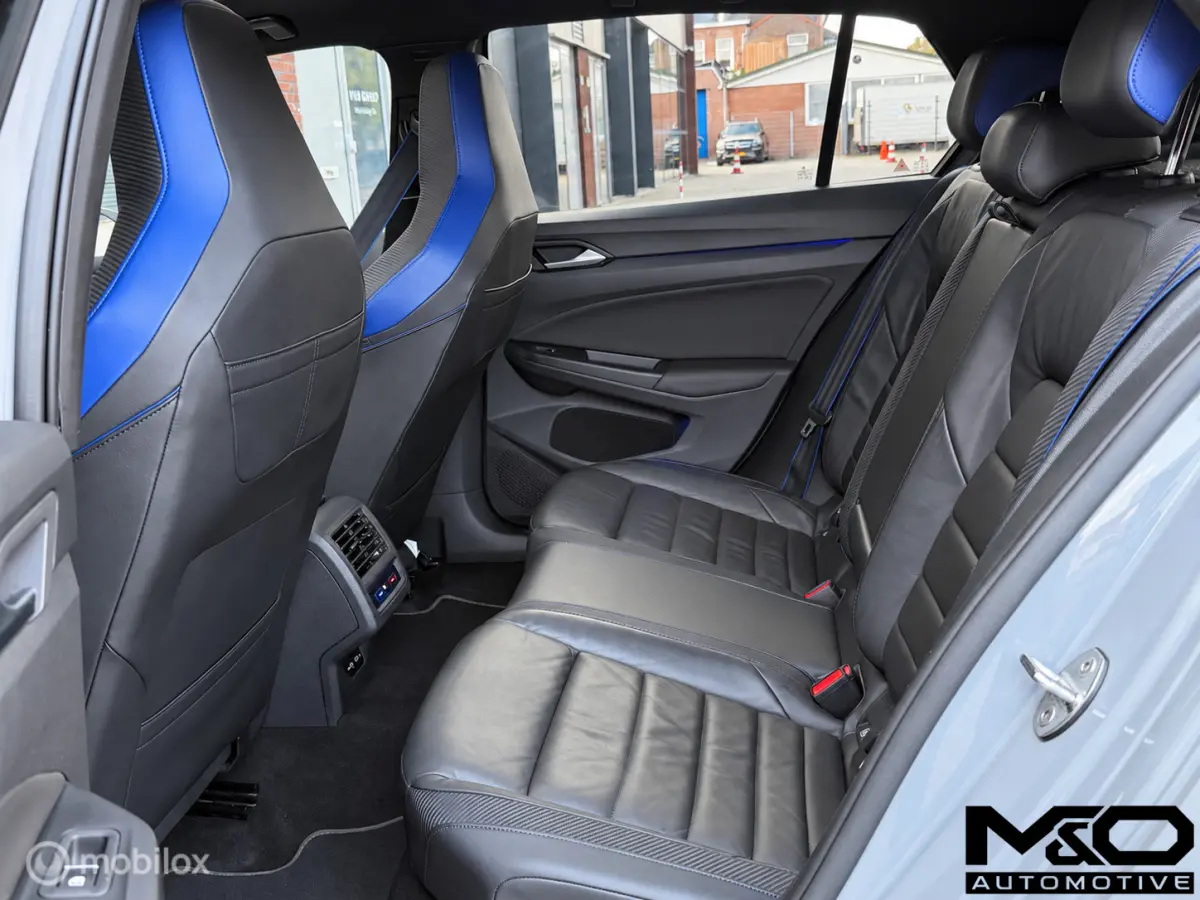 2.0 TDI R-Line | PANO | STOELVW | HUD | LEER