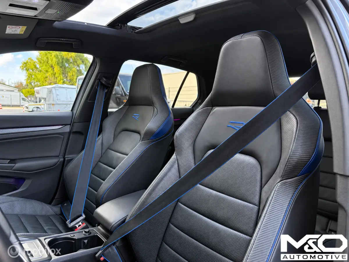 2.0 TDI R-Line | PANO | STOELVW | HUD | LEER