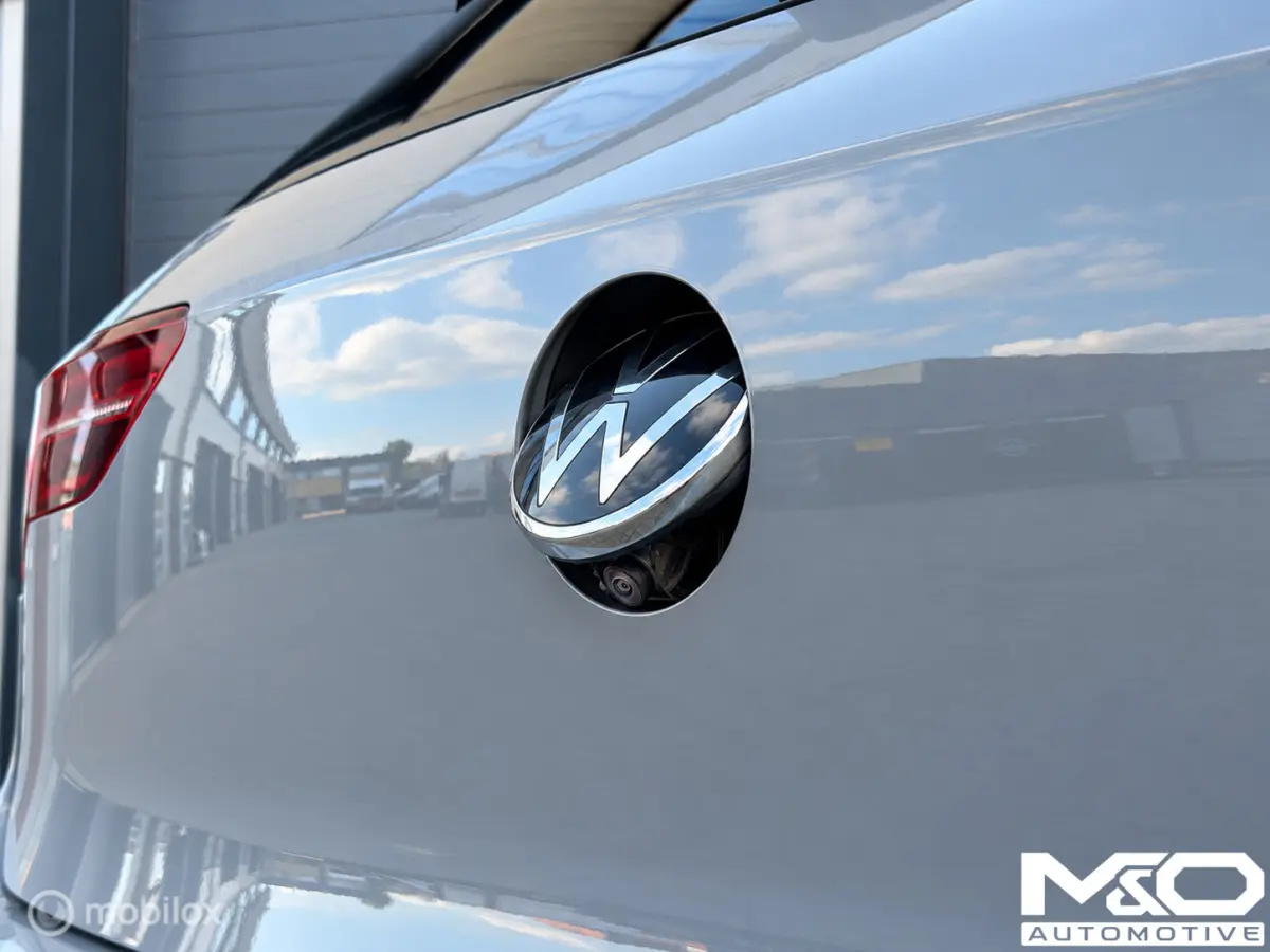 2.0 TDI R-Line | PANO | STOELVW | HUD | LEER