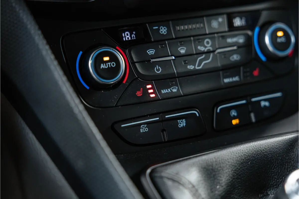 1.5 EcoBlue L2 | L+R Schuifdeur | Bi-Xenon | Blind Spot | Cruise control | Trekhaak | Navigatie | Camera | CarPlay | Stoelverwarming | Dealer onderhouden | Nieuwe APK