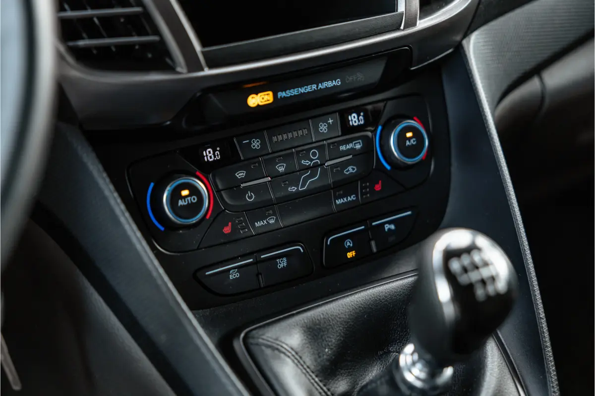 1.5 EcoBlue L2 | L+R Schuifdeur | Bi-Xenon | Blind Spot | Cruise control | Trekhaak | Navigatie | Camera | CarPlay | Stoelverwarming | Dealer onderhouden | Nieuwe APK