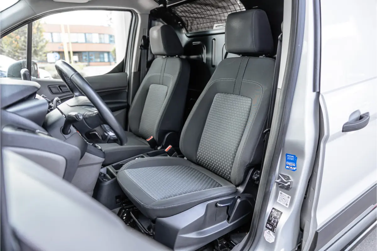 1.5 EcoBlue L2 | L+R Schuifdeur | Bi-Xenon | Blind Spot | Cruise control | Trekhaak | Navigatie | Camera | CarPlay | Stoelverwarming | Dealer onderhouden | Nieuwe APK