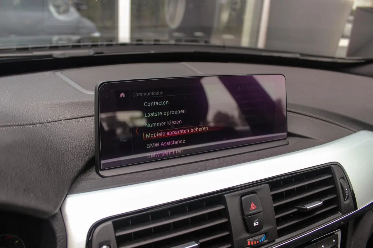 320i High Executive Edition | M Sportpakket | Panoramadak | Camera | HiFi audio | M-sportstuur | DAB | Cruise control | Stoelverwarming | LED | Park Assist