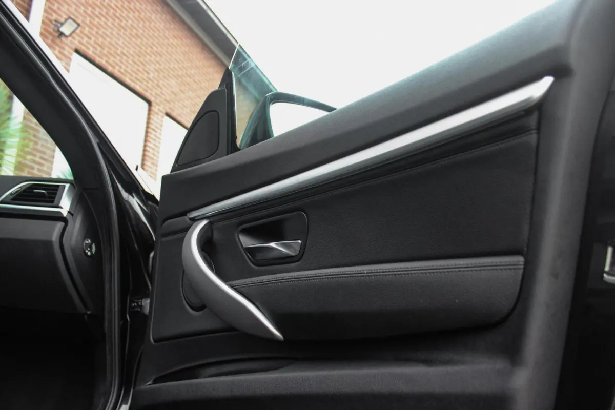 320i High Executive Edition | M Sportpakket | Panoramadak | Camera | HiFi audio | M-sportstuur | DAB | Cruise control | Stoelverwarming | LED | Park Assist