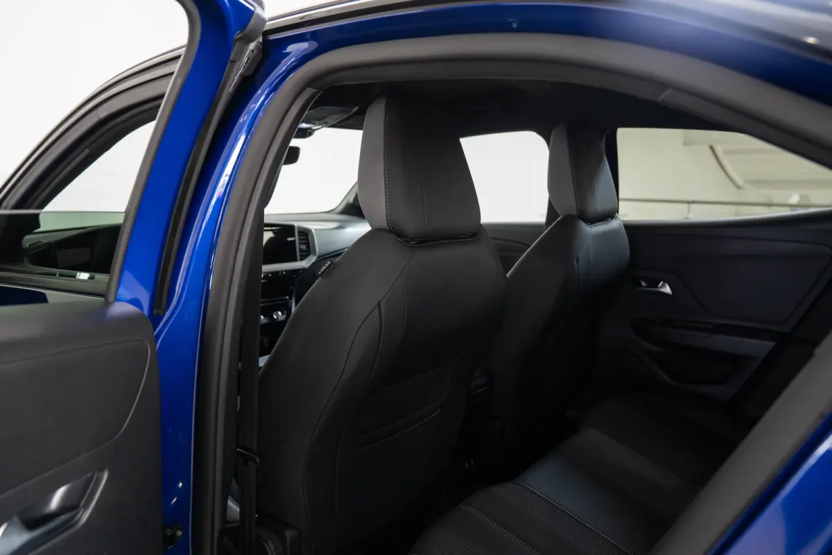 1.2 Turbo Hybrid GS | Tot 8 Jaar Garantie | Navigatie | Stoel & Stuurverwarming | Adaptive Cruise | Camera | Apple Carplay & Android Auto | Climate Controle |