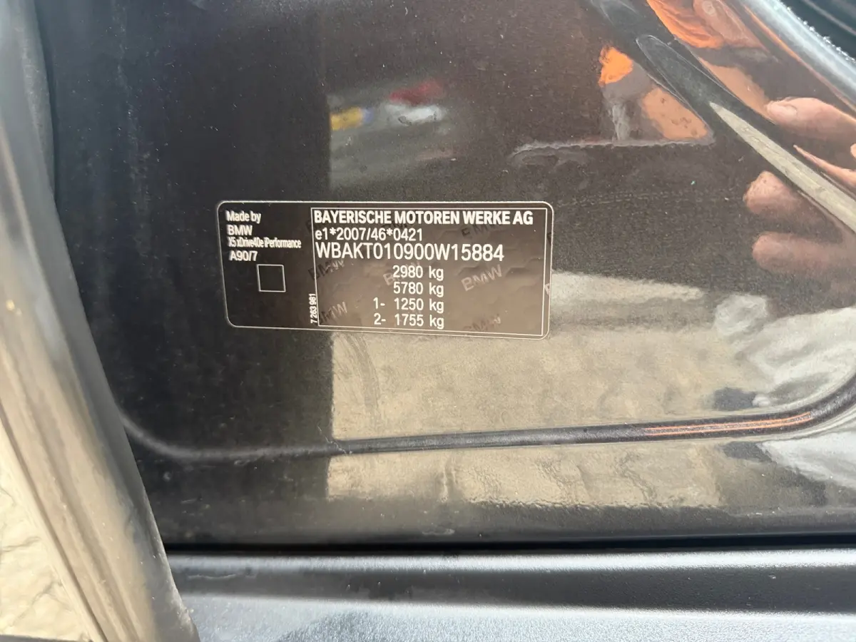 xDrive40e iPerformance- Panoramadak, Memory Seats, Sfeerverlichting, Camera, Virtual Cockpit