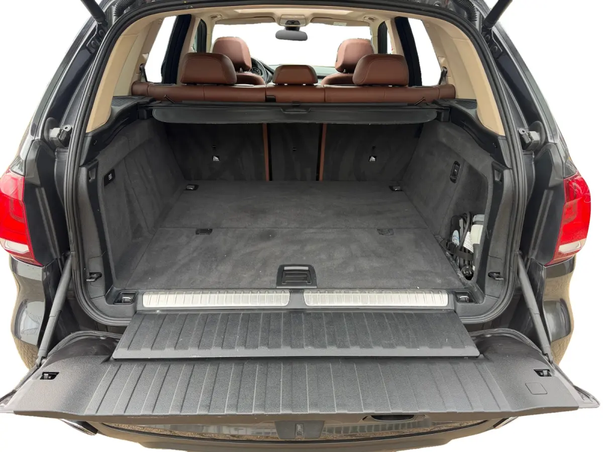 xDrive40e iPerformance- Panoramadak, Memory Seats, Sfeerverlichting, Camera, Virtual Cockpit