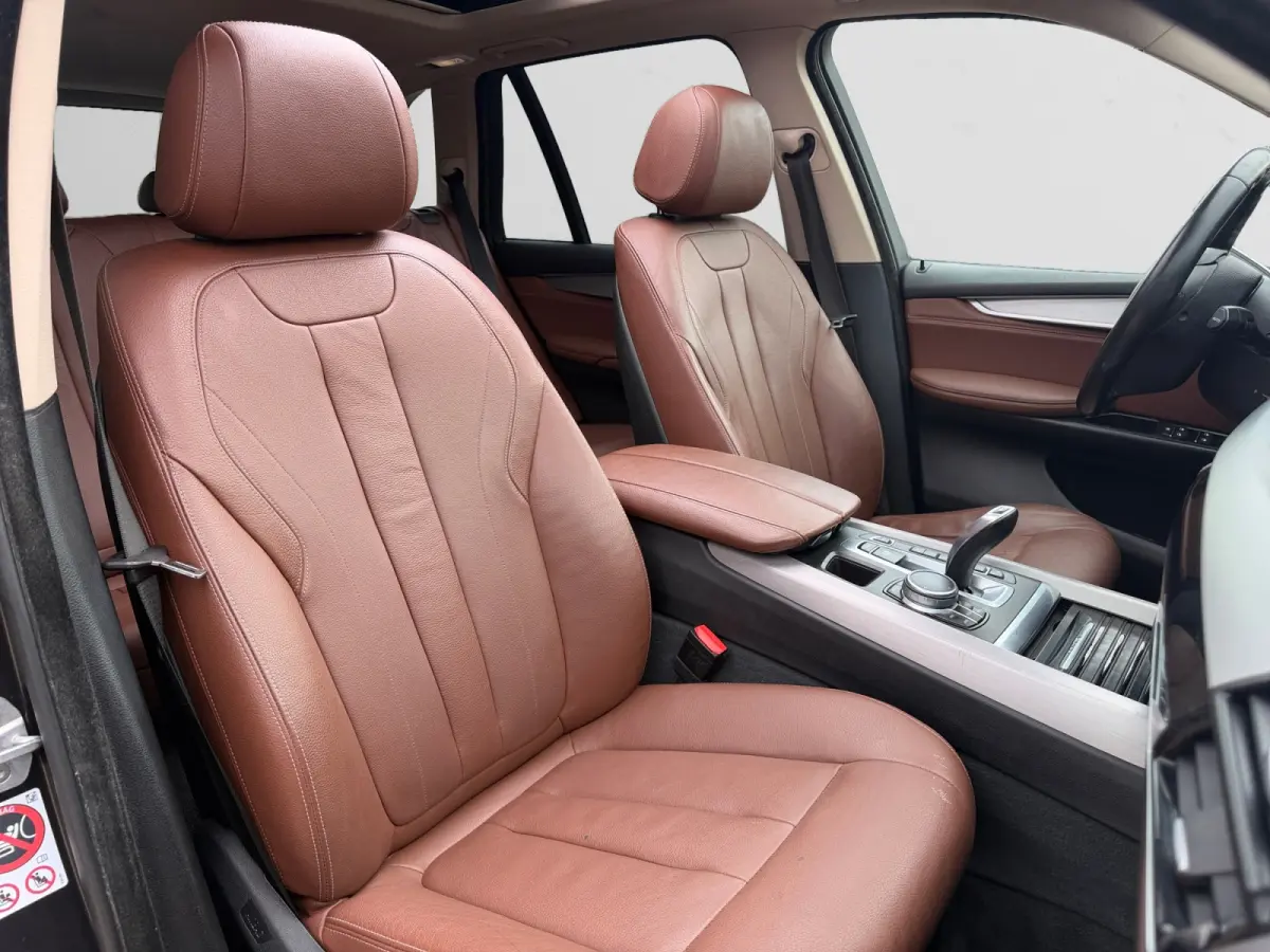 xDrive40e iPerformance- Panoramadak, Memory Seats, Sfeerverlichting, Camera, Virtual Cockpit