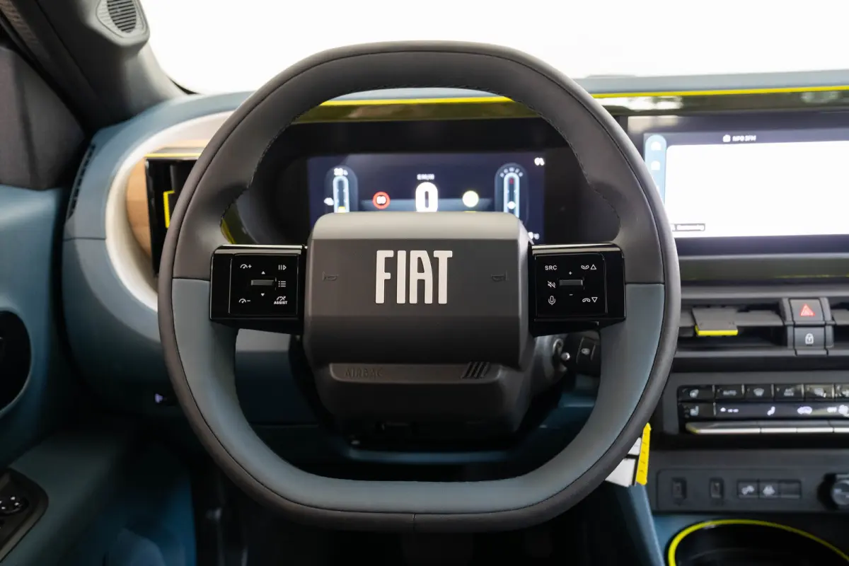 La Prima 11 kW 44 kWh | Tot 8 Jaar Garantie | Navigatie | Camera | Stoel & Stuurverwarming | Verwarmd voorraam | Apple Carplay & Android Auto | Climate Controle |