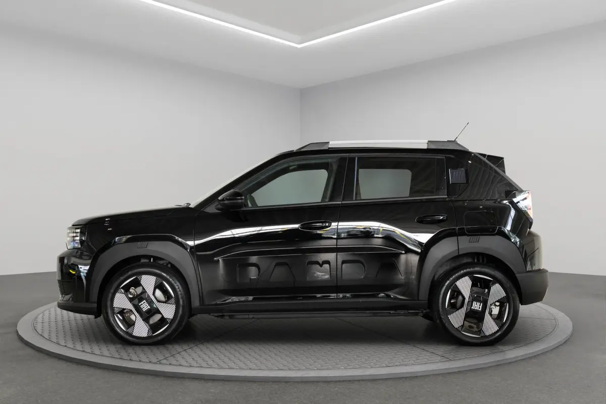 La Prima 11 kW 44 kWh | Tot 8 Jaar Garantie | Navigatie | Camera | Stoel & Stuurverwarming | Verwarmd voorraam | Apple Carplay & Android Auto | Climate Controle |