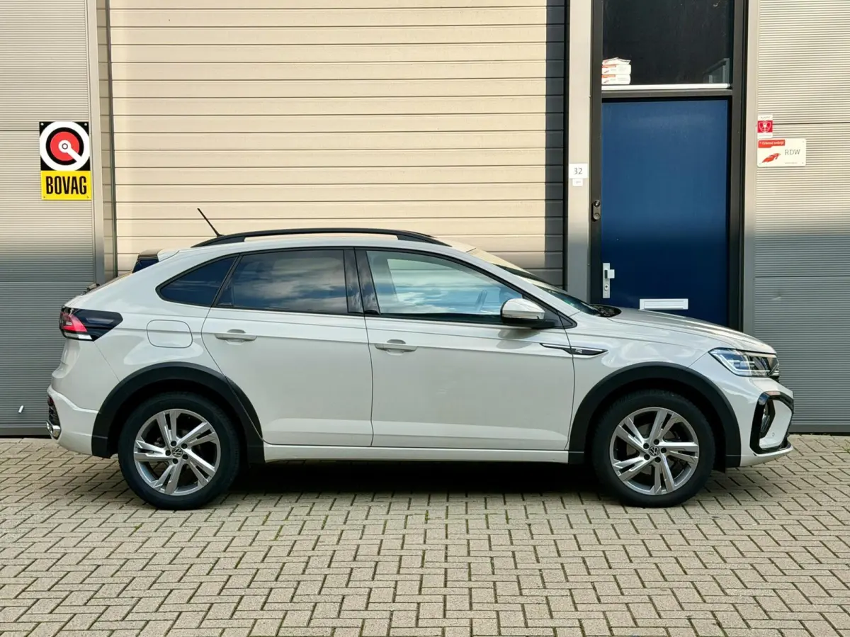 1.0 TSI R-Line I.Q|Keyless|Camera|ACC