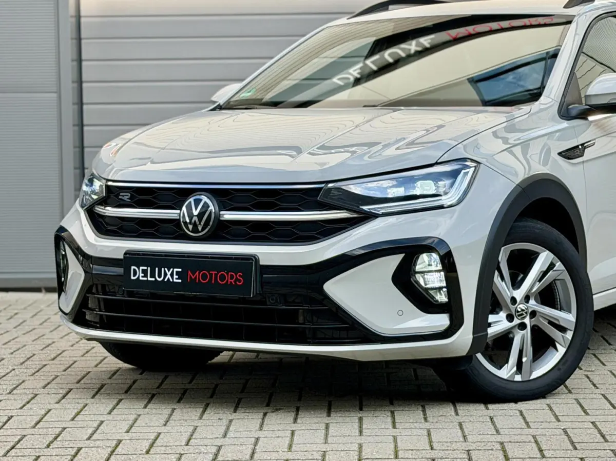 1.0 TSI R-Line I.Q|Keyless|Camera|ACC