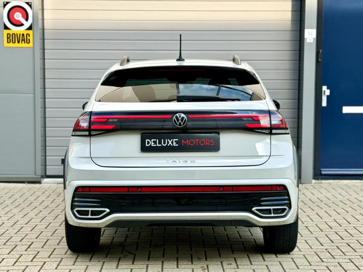 1.0 TSI R-Line I.Q|Keyless|Camera|ACC