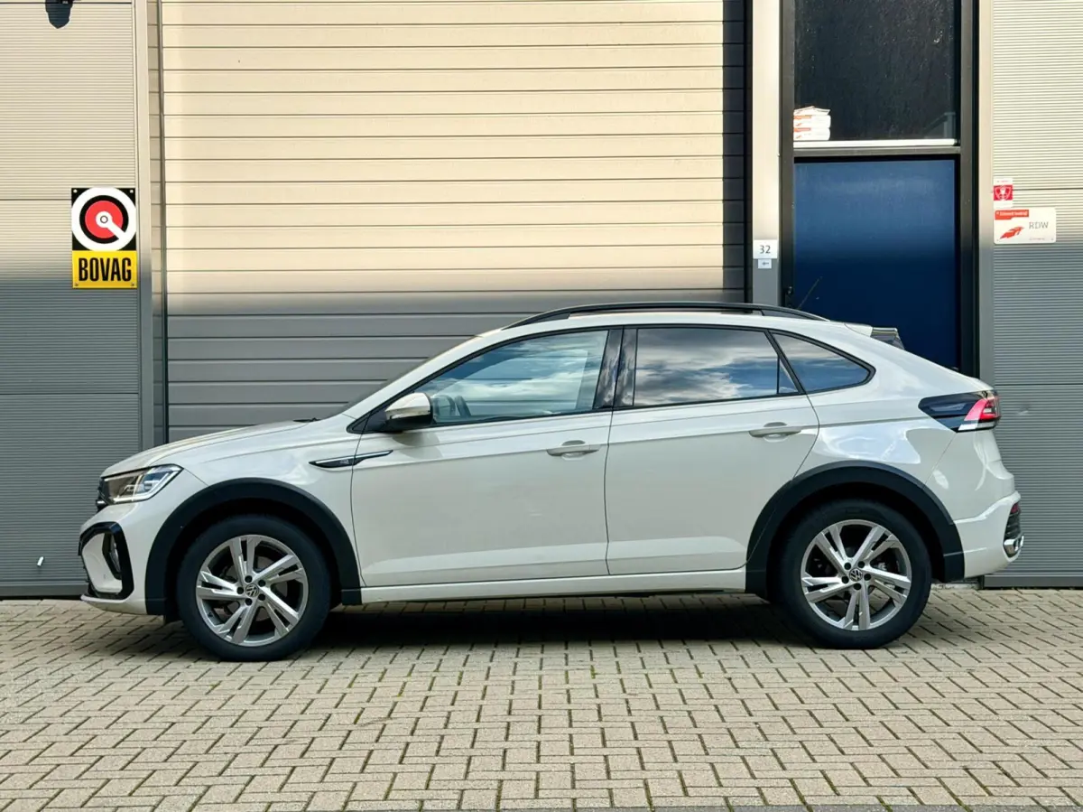 1.0 TSI R-Line I.Q|Keyless|Camera|ACC