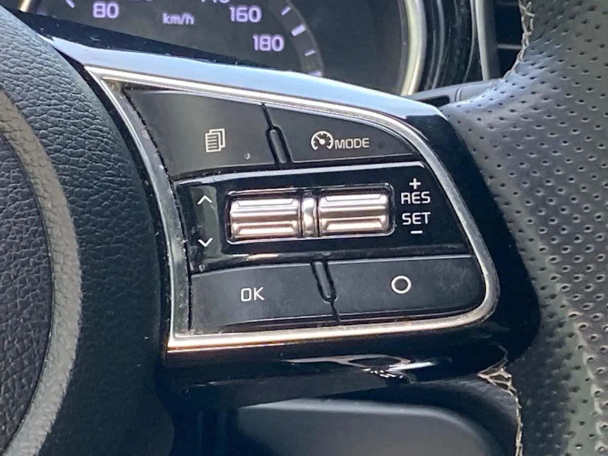 1.0 T-GDi GT-Line Edition | Climate control | Navigatie | Parkeercamera | Cruise control | Line-assist |