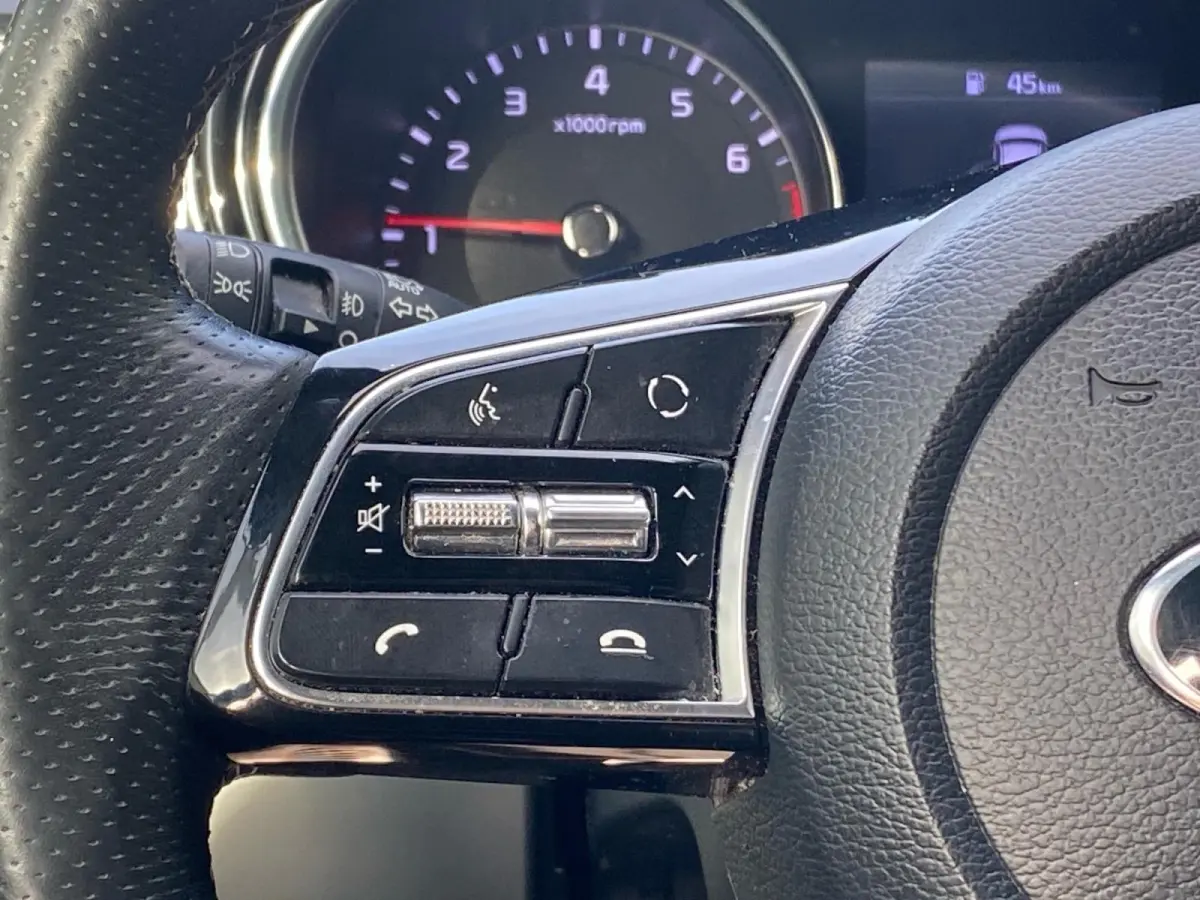 1.0 T-GDi GT-Line Edition | Climate control | Navigatie | Parkeercamera | Cruise control | Line-assist |