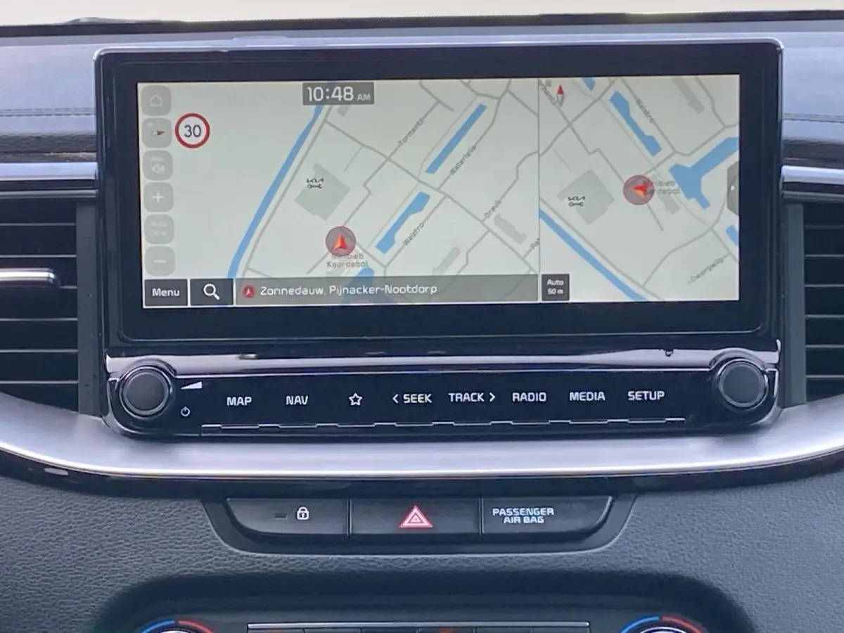 1.0 T-GDi GT-Line Edition | Climate control | Navigatie | Parkeercamera | Cruise control | Line-assist |